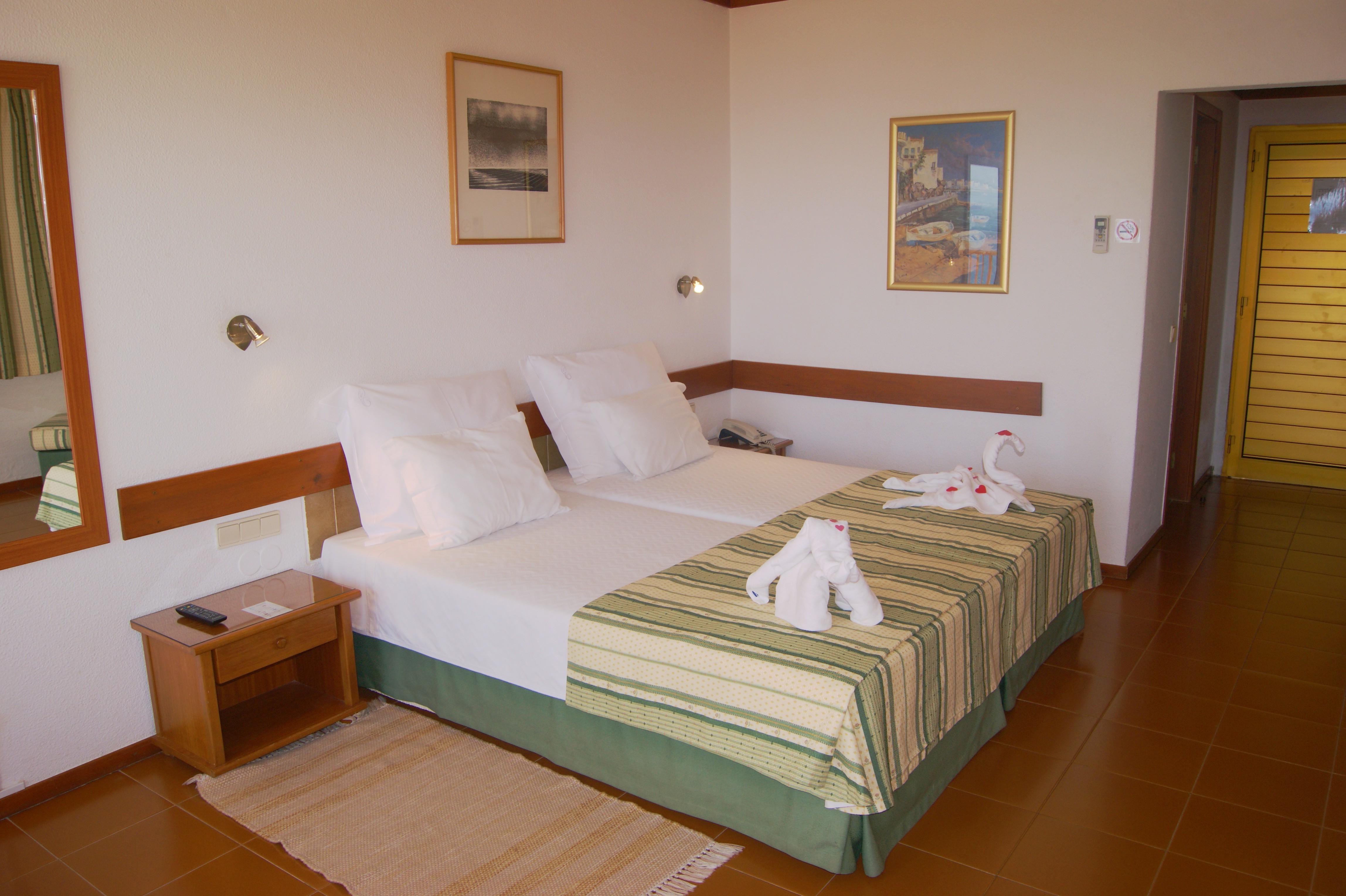 Hotel Baia Cristal Beach & Spa Resort Carvoeiro  Dış mekan fotoğraf
