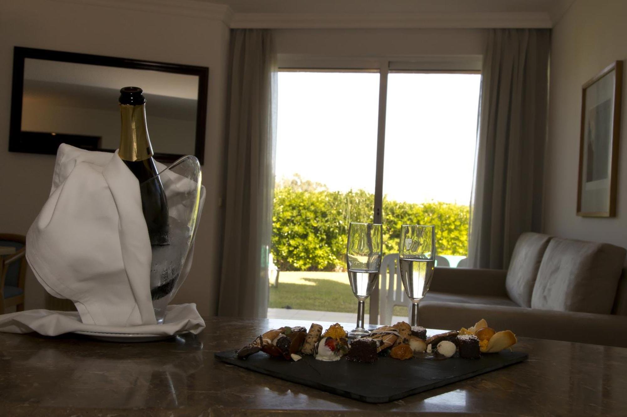 Hotel Baia Cristal Beach & Spa Resort Carvoeiro  Dış mekan fotoğraf